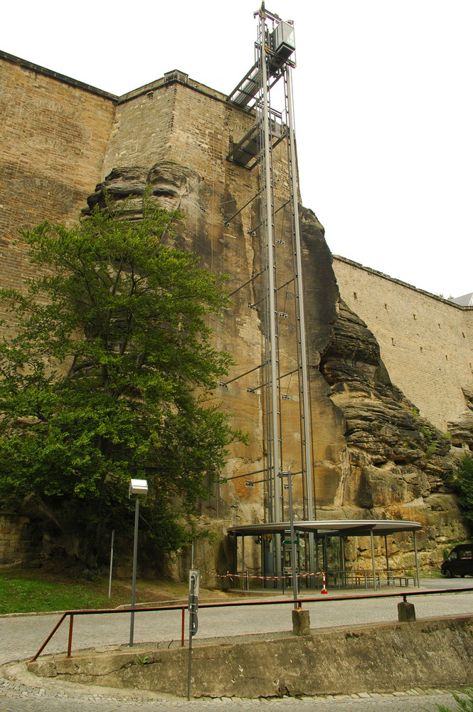 Aufzug zur Festung Königstein in Sachsen Foto &amp; Bild | industrie und