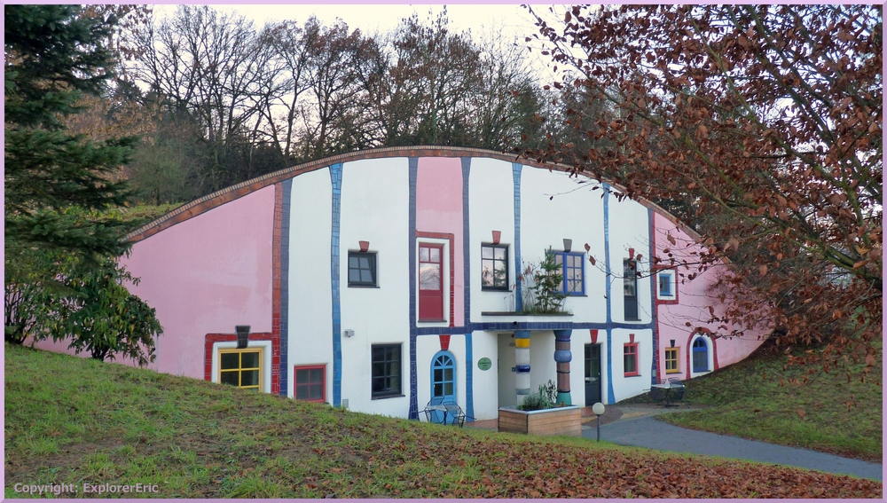 Augenschlitz-Haus 2