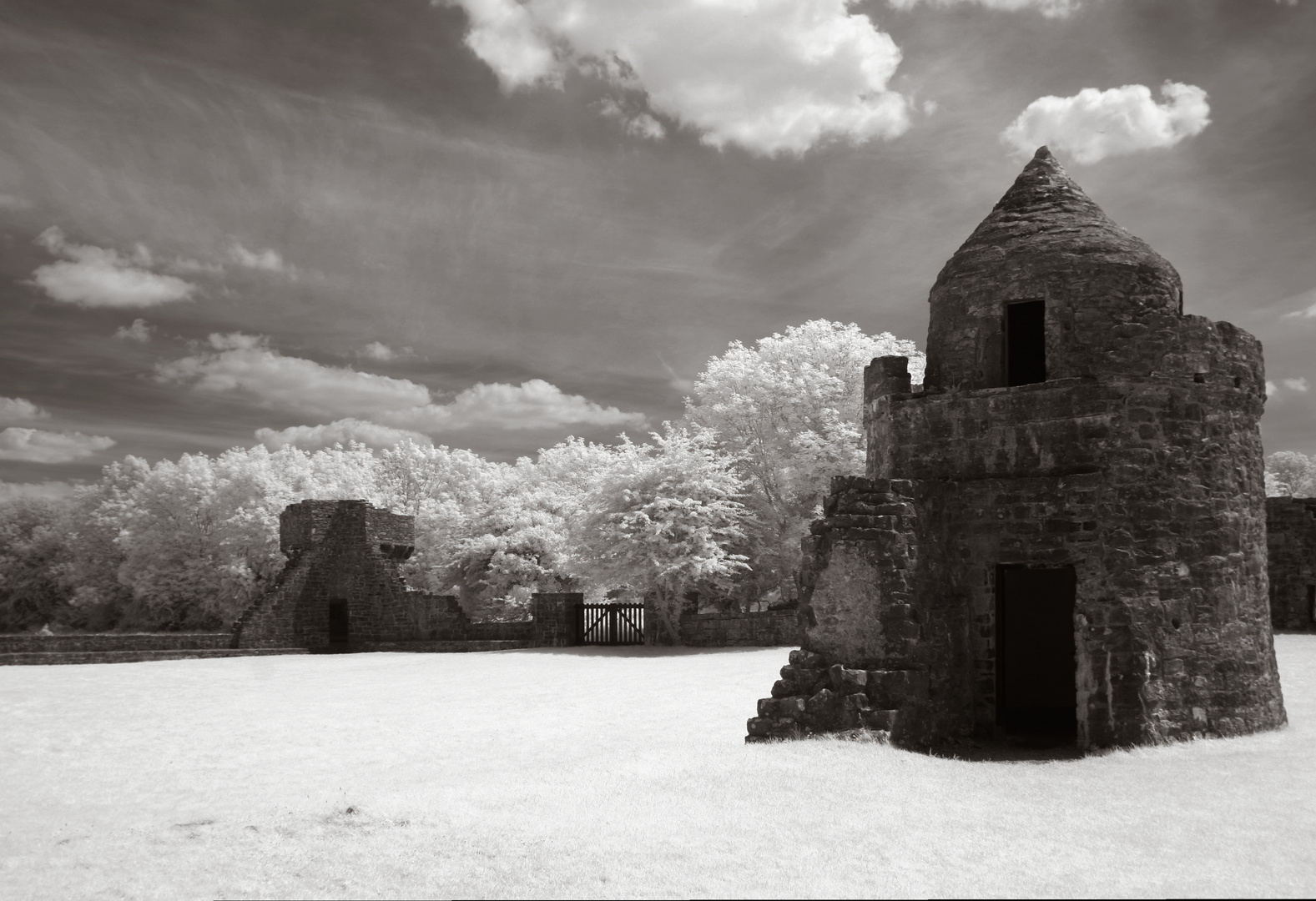 Aughnanure Castle