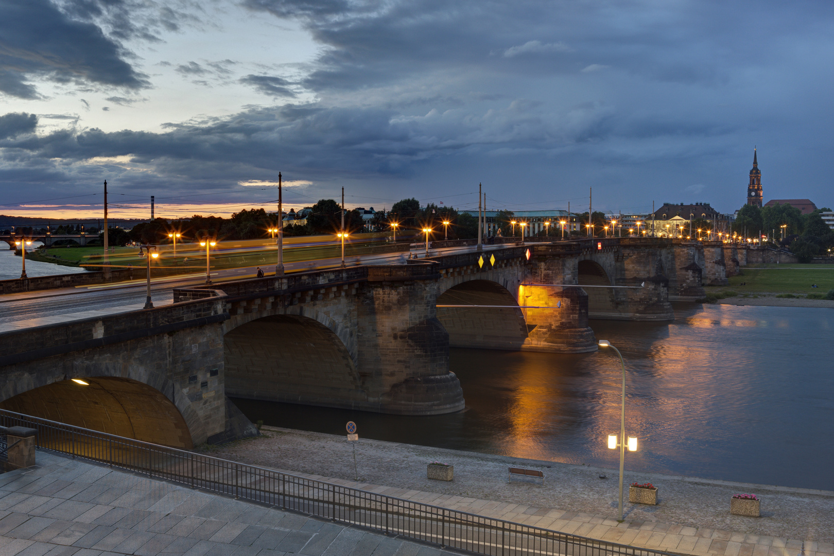 Augustusbrücke am Abend