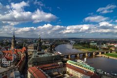 Augustusbrücke, Dresden ... Elbe Richtung Hamburg