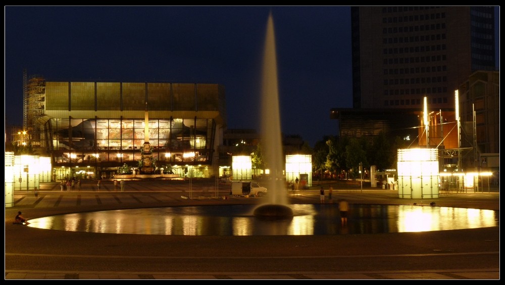 Augustusplatz bei Nacht - Ausschnitt