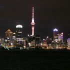 Aukland bei Nacht