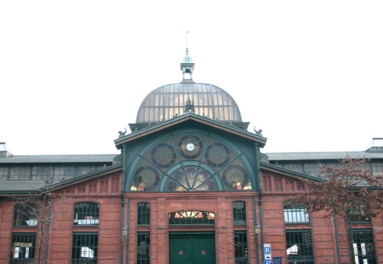 Auktionshalle Haupteingang