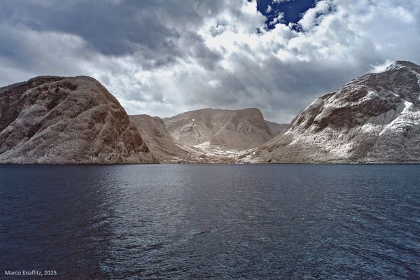 Aurland Fjord: il temporale in lontananza