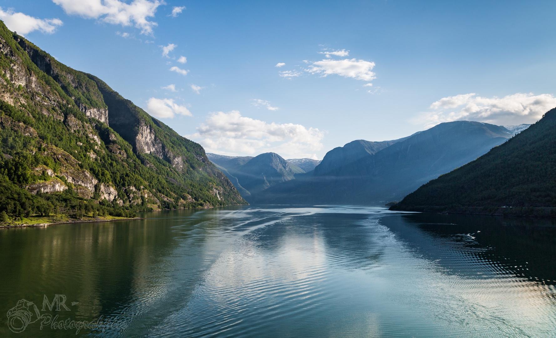 Aurlandsfjord...