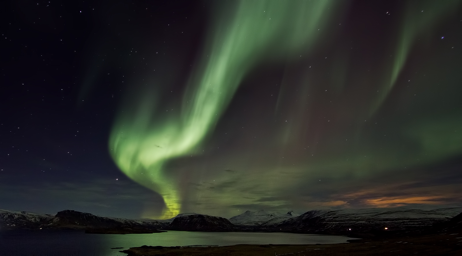 Aurora Borealis at Hvalfjörður