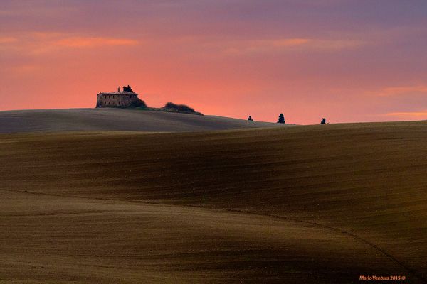 Aurora in Val d'Orcia