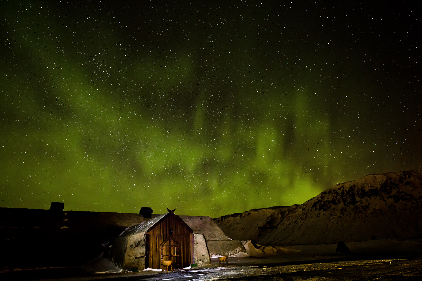 Aurora is dancing