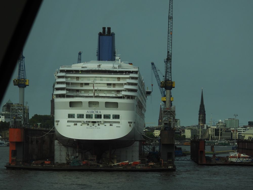 Aurora liegt  in der Werft