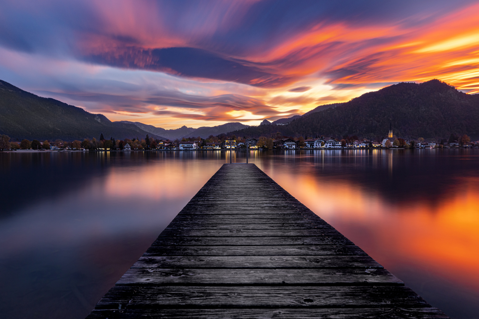 Aurora Solaris - Sonnenuntergang am Tegernsee