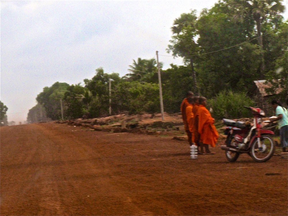 aus dem auto heraus IV, cambodia 2010