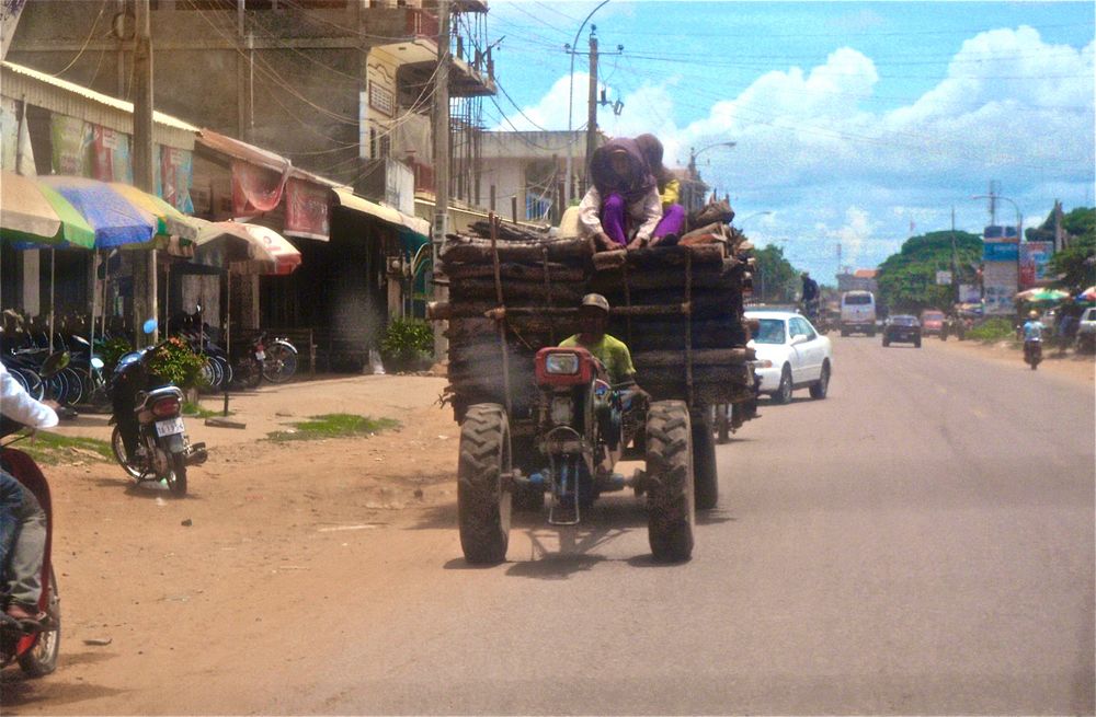 aus dem auto heraus IX, cambodia 2010