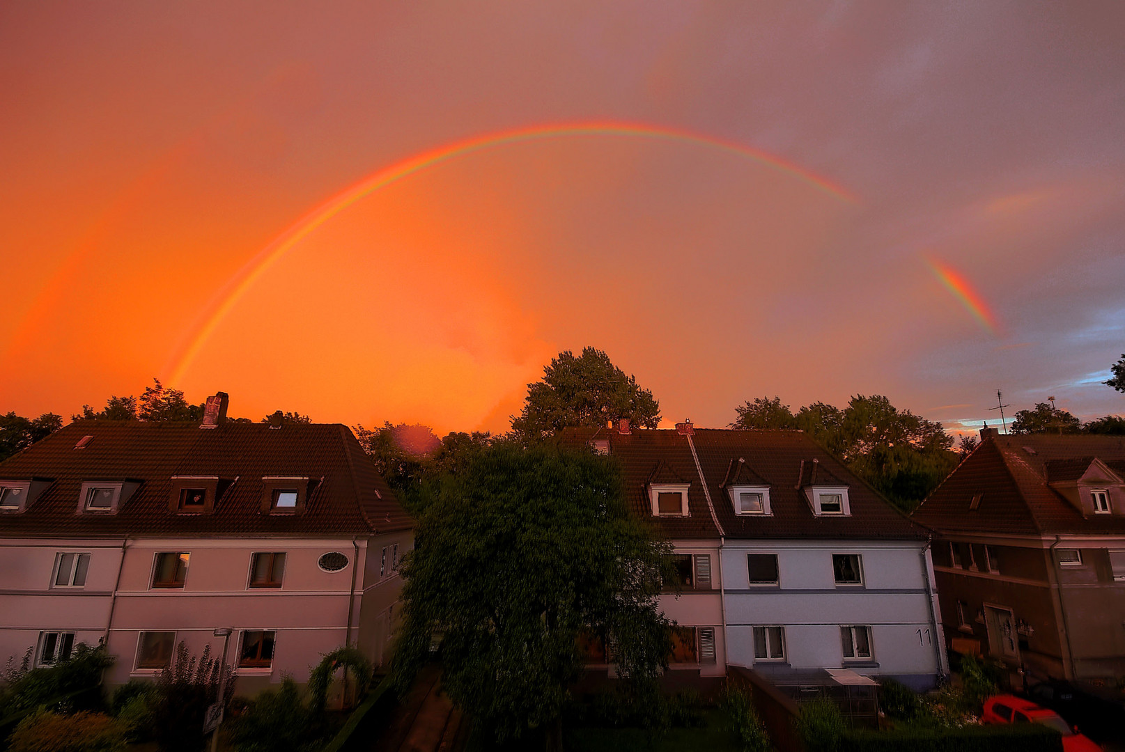 aus dem Fenster aufgenommen