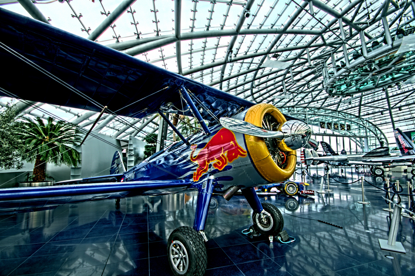 Aus dem Hangar 7