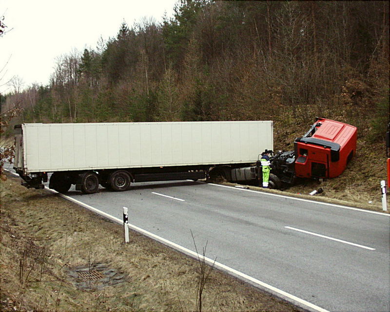 Aus dem Polizeibericht vom Montag, 20. Februar, 2006: ...