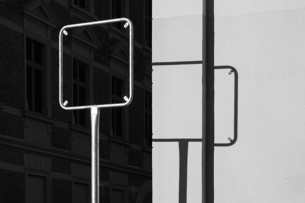 Aus dem Rahmen gefallen Foto &amp; Bild architektur