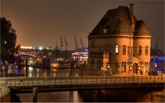 ...aus der Speicherstadt...