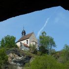 Aus einer  Höhle heraus