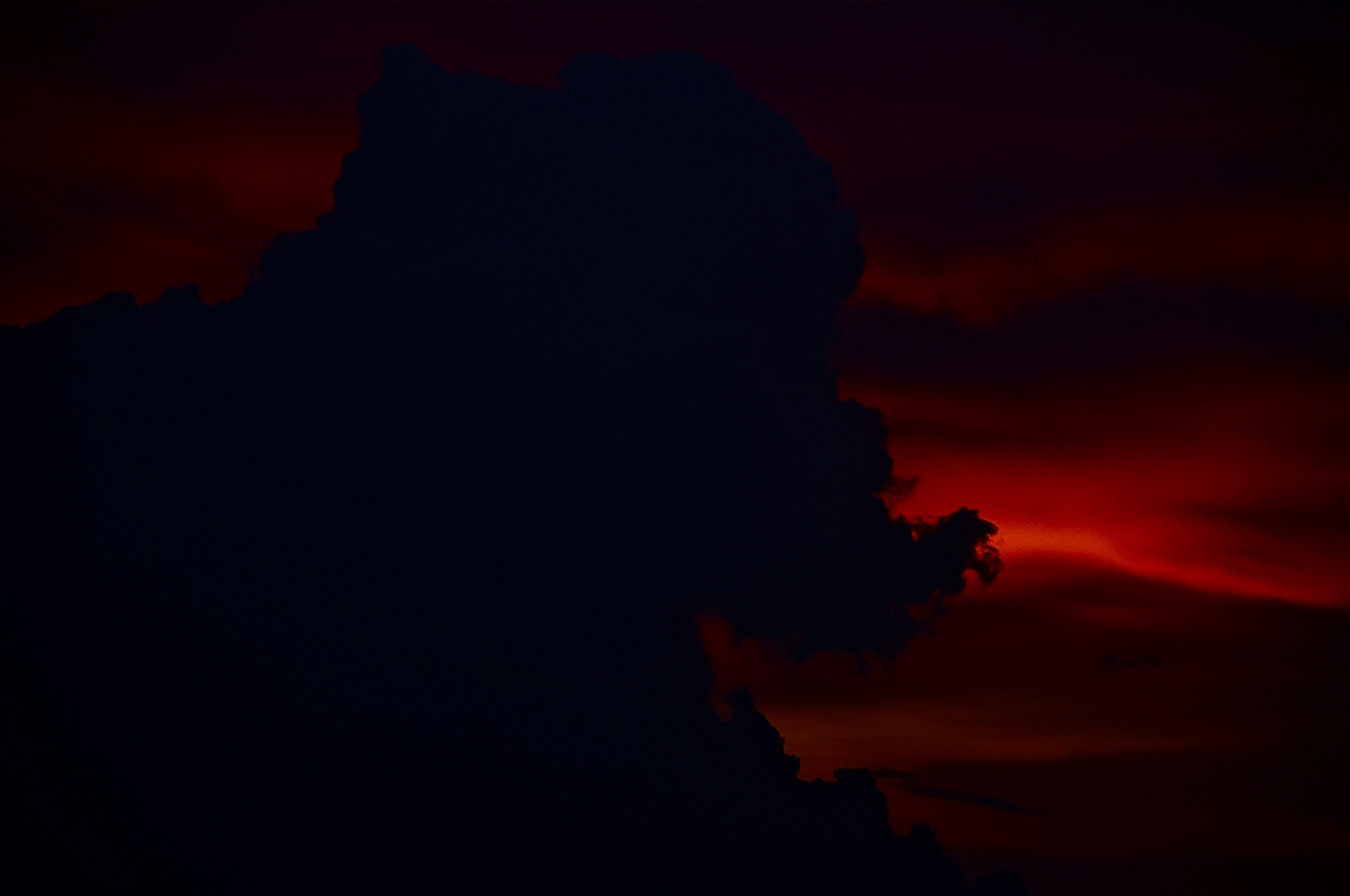 aus einer wolke entsteigt ganesha, inle see, burma 2011