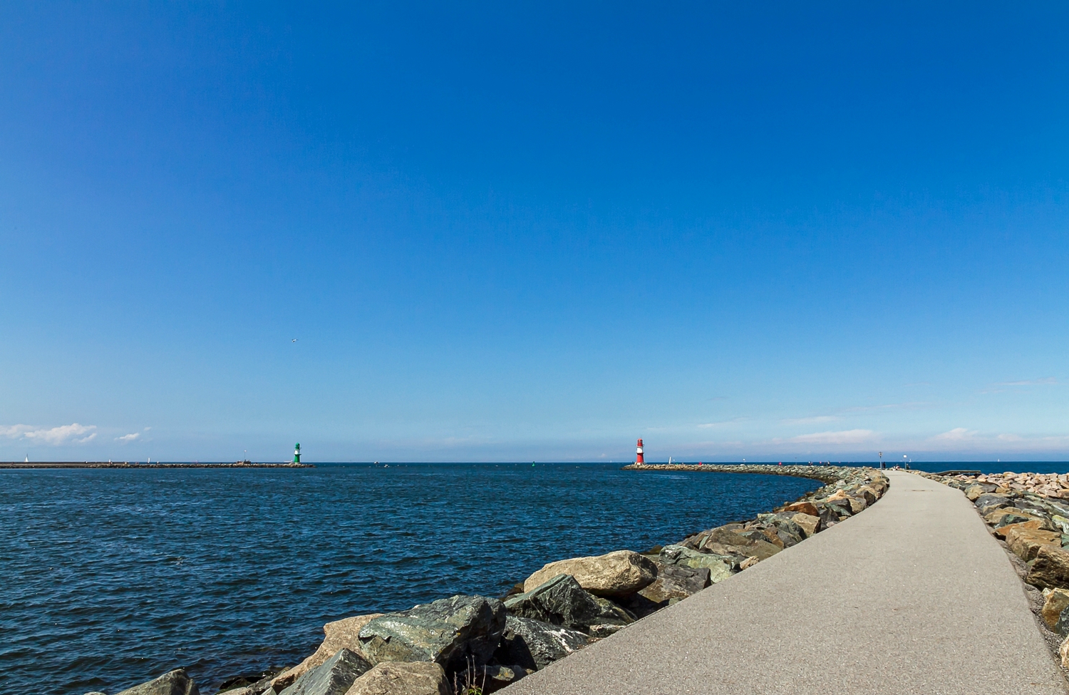 Aus-/Einfahrt Warnemünde