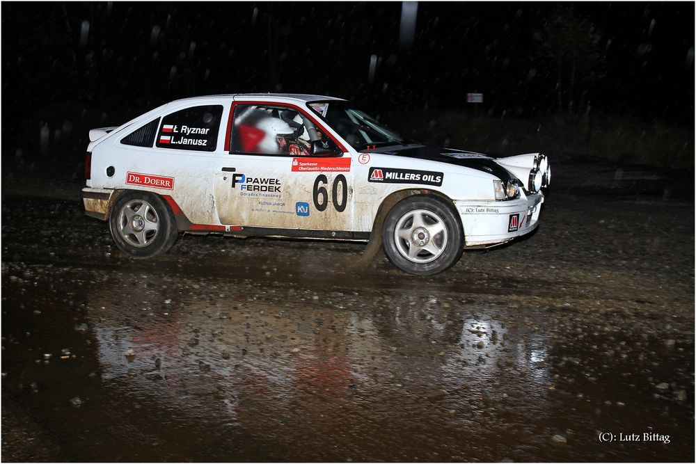 Aus eins mach zwei Foto &amp; Bild | sport, regen, blitz Bilder auf ...