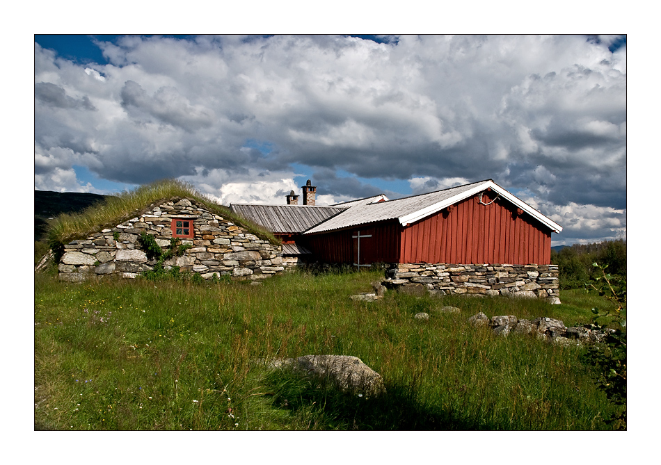 aus Holz und Stein