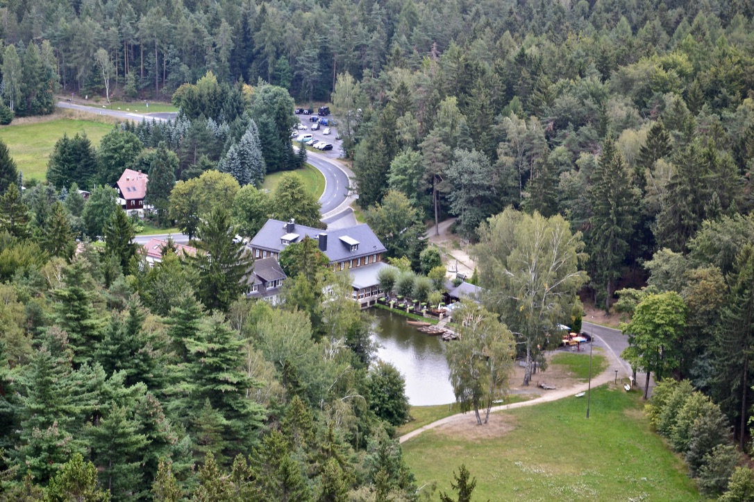 Ausblick (1) vom Nonnenfelsen…