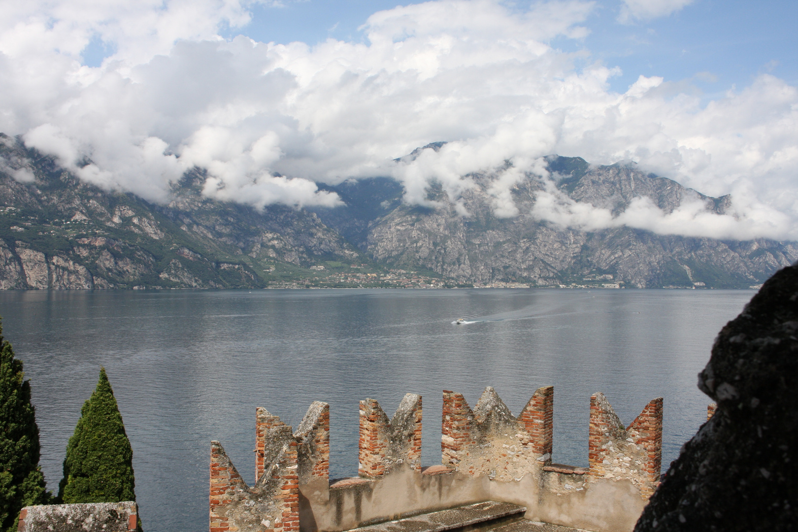 Ausblick auf Gardasee von Burg in Malcesine