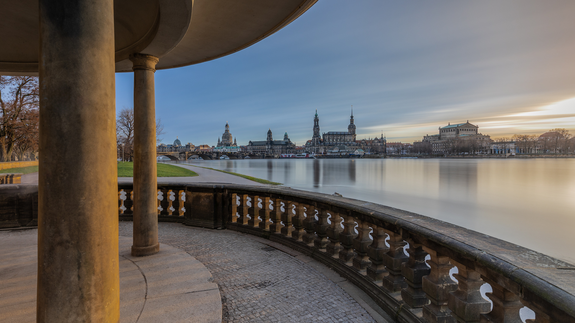 Ausblick, Dresden im Hochwasser 3