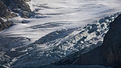 Ausblick in den oberen Teil des STEINGLETSCHERS