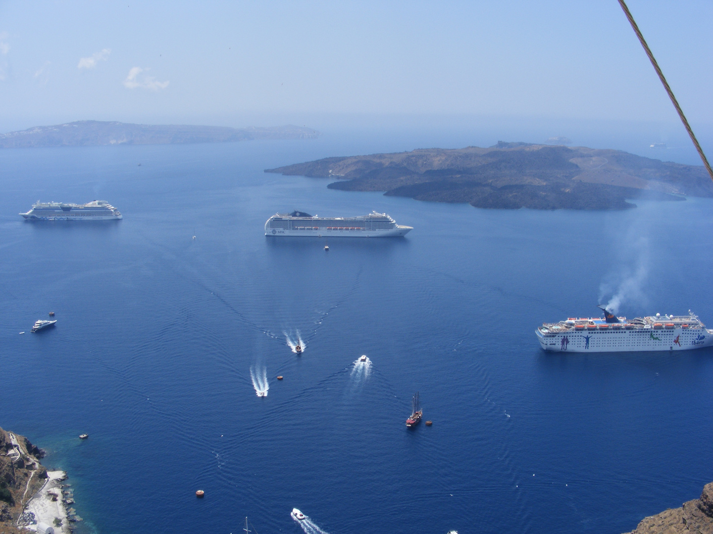 Ausblick in die Bucht von Santorin