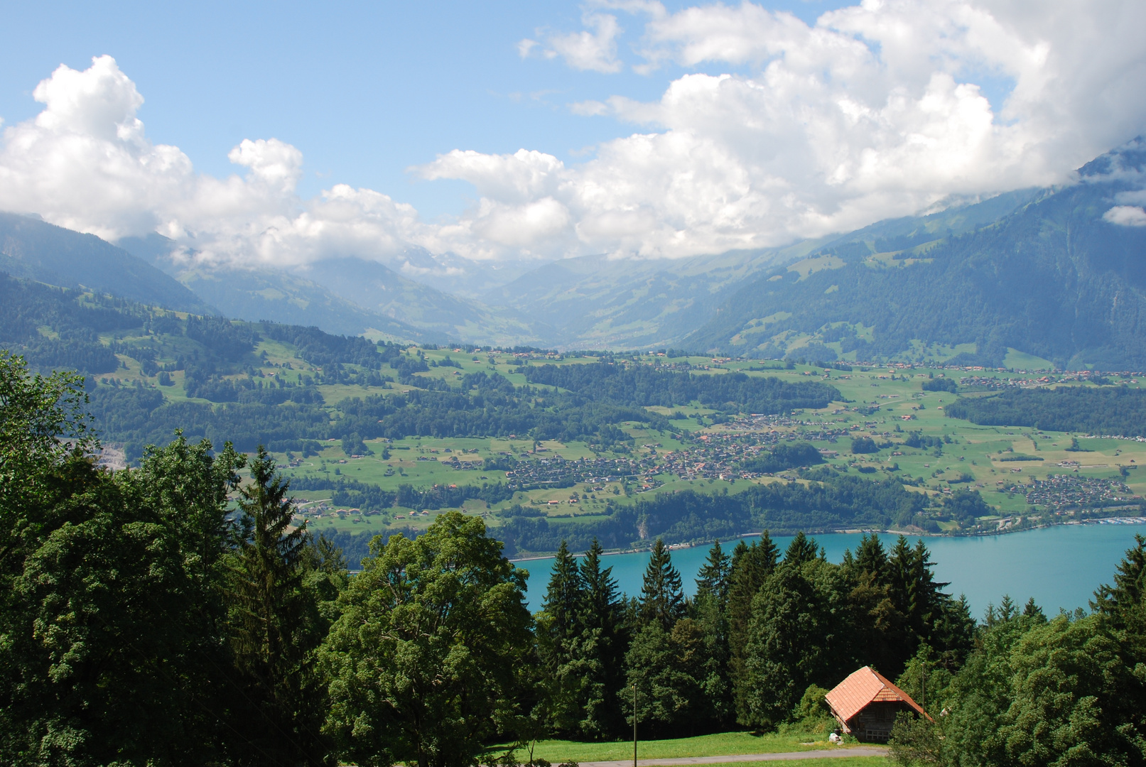 Ausblick ins Frutigental im Berner Oberland