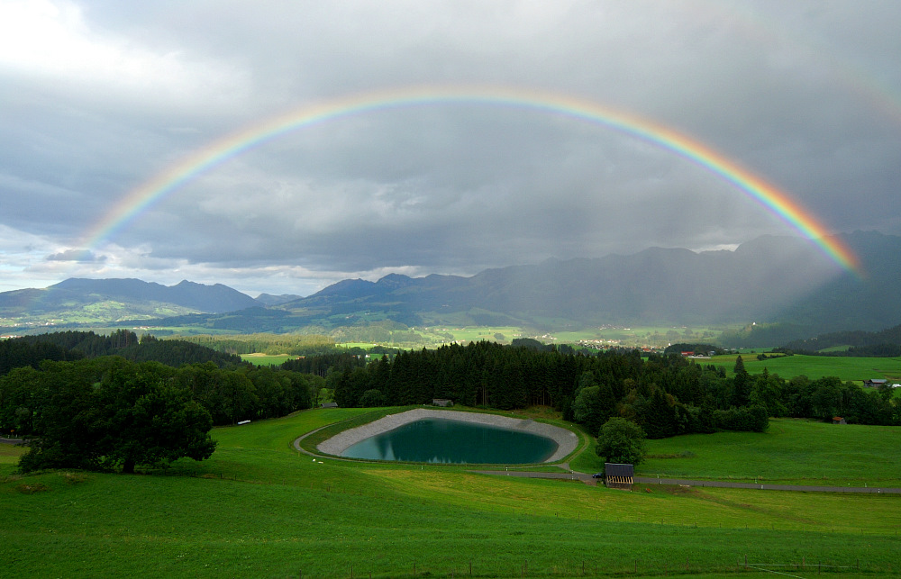 Ausblick mit Regenbogen