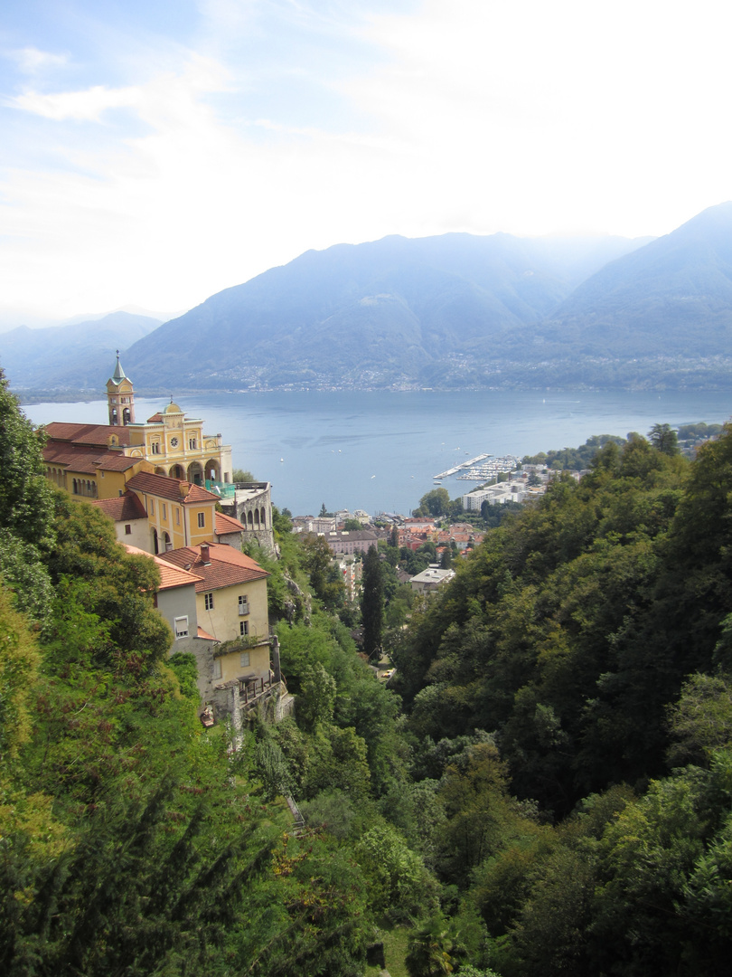 Ausblick nach Locarno