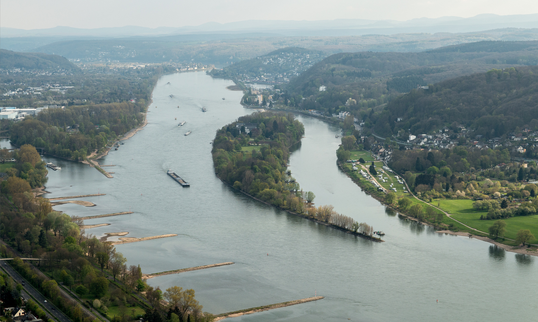 Ausblick über das Rheintal