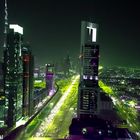 Ausblick vom 43. Stock auf die Straßen von Dubai