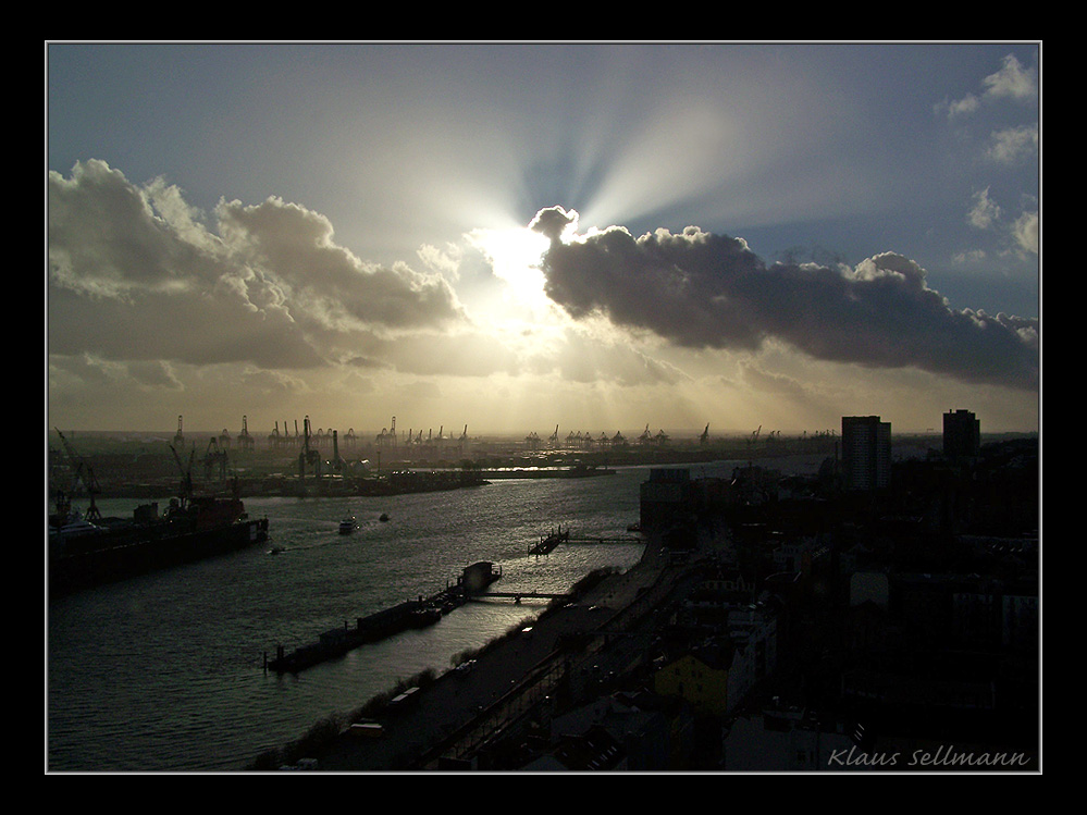 Ausblick vom Empire Riverside Hotel