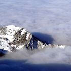 Ausblick vom Luzerner Hausberg Pilatus auf die Stadt Luzern (unter der Nebeldecke)