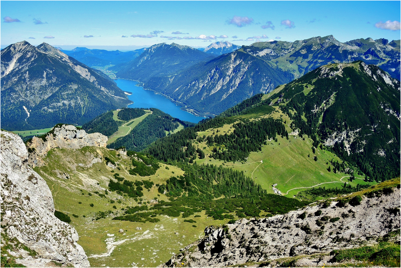 Ausblick vom Stanser Joch (2105 m) auf...