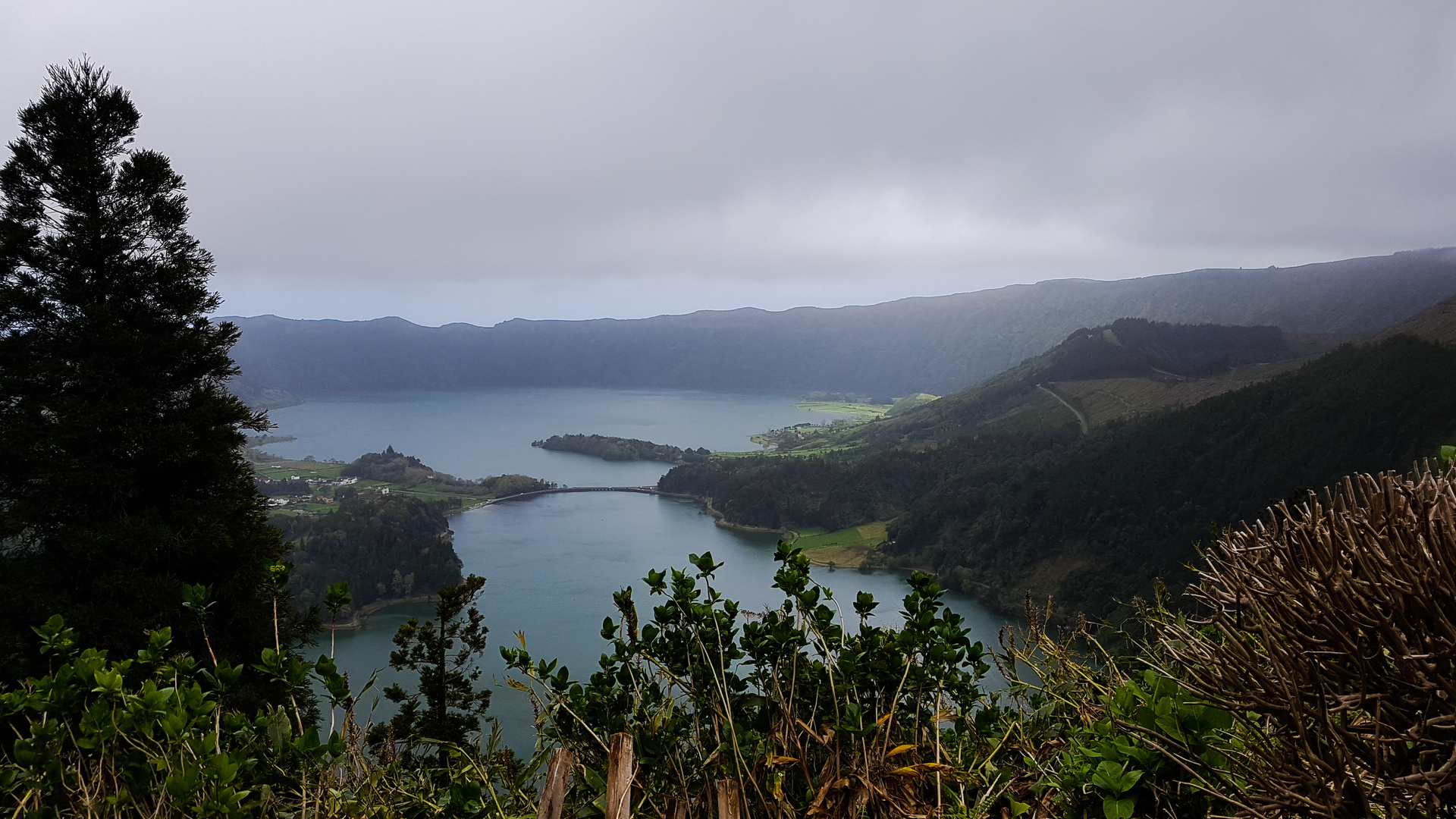 Ausblick von der Dachterasse des Monte Palace 