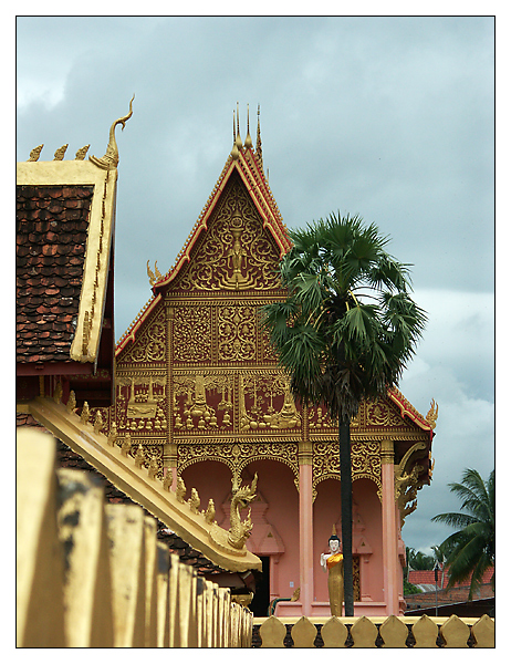 Ausblicke vom Wat That Luang - Vientiane, Laos