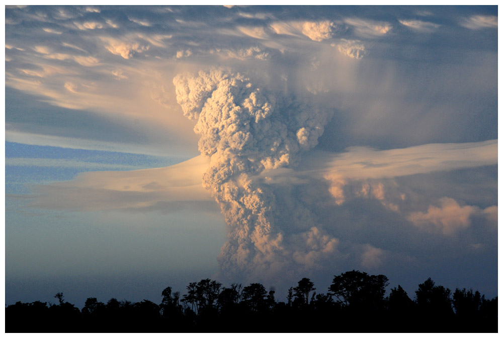 Ausbruch des Puyehue-Cordón del Caulle am 4.6.2011