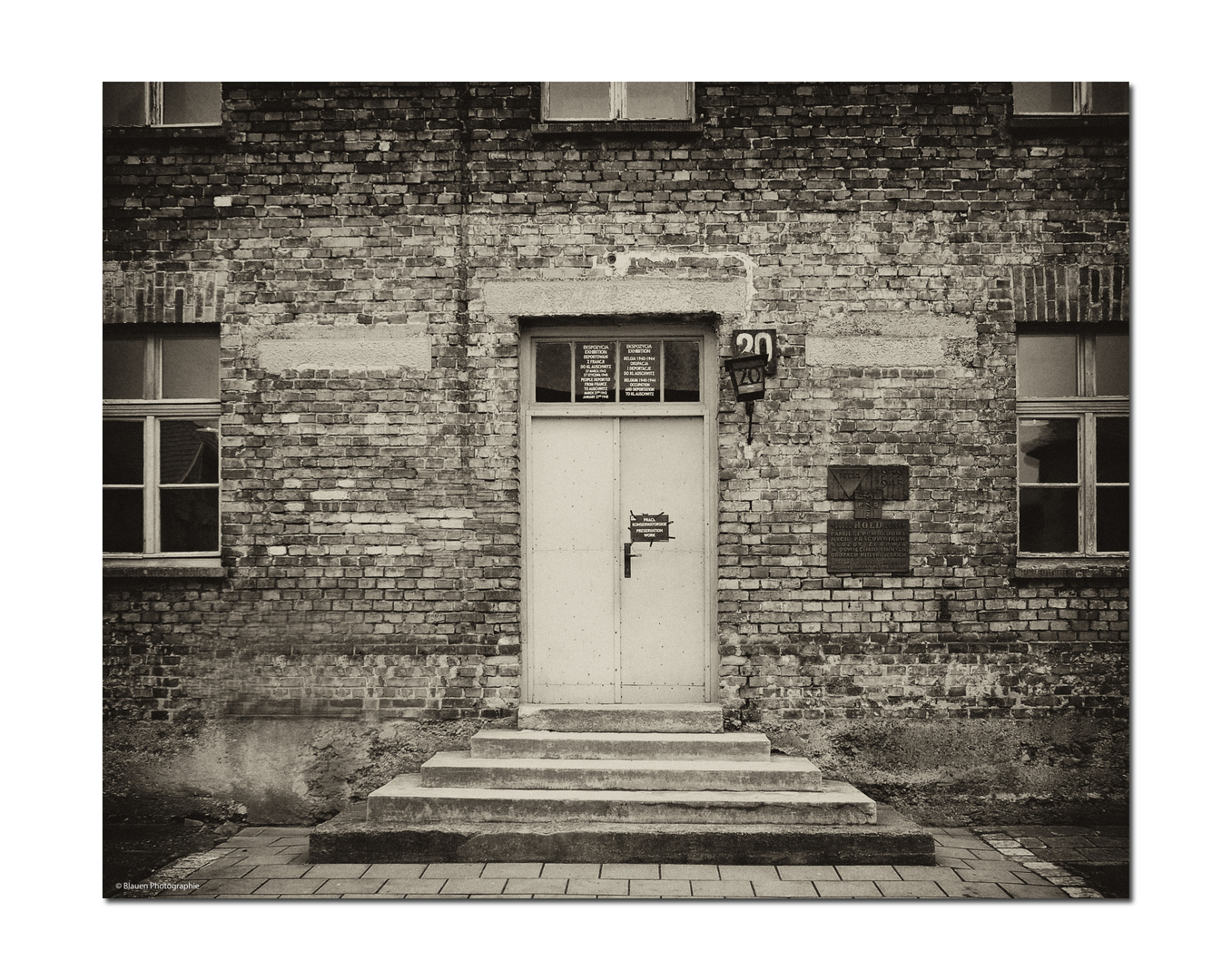 Auschwitz - The Residence of Death 6