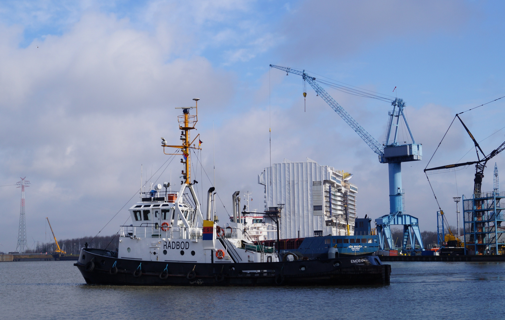 Ausdocken auf der Meyer Werft Teil 9