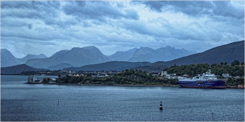 Ausfahrt aus Alesund