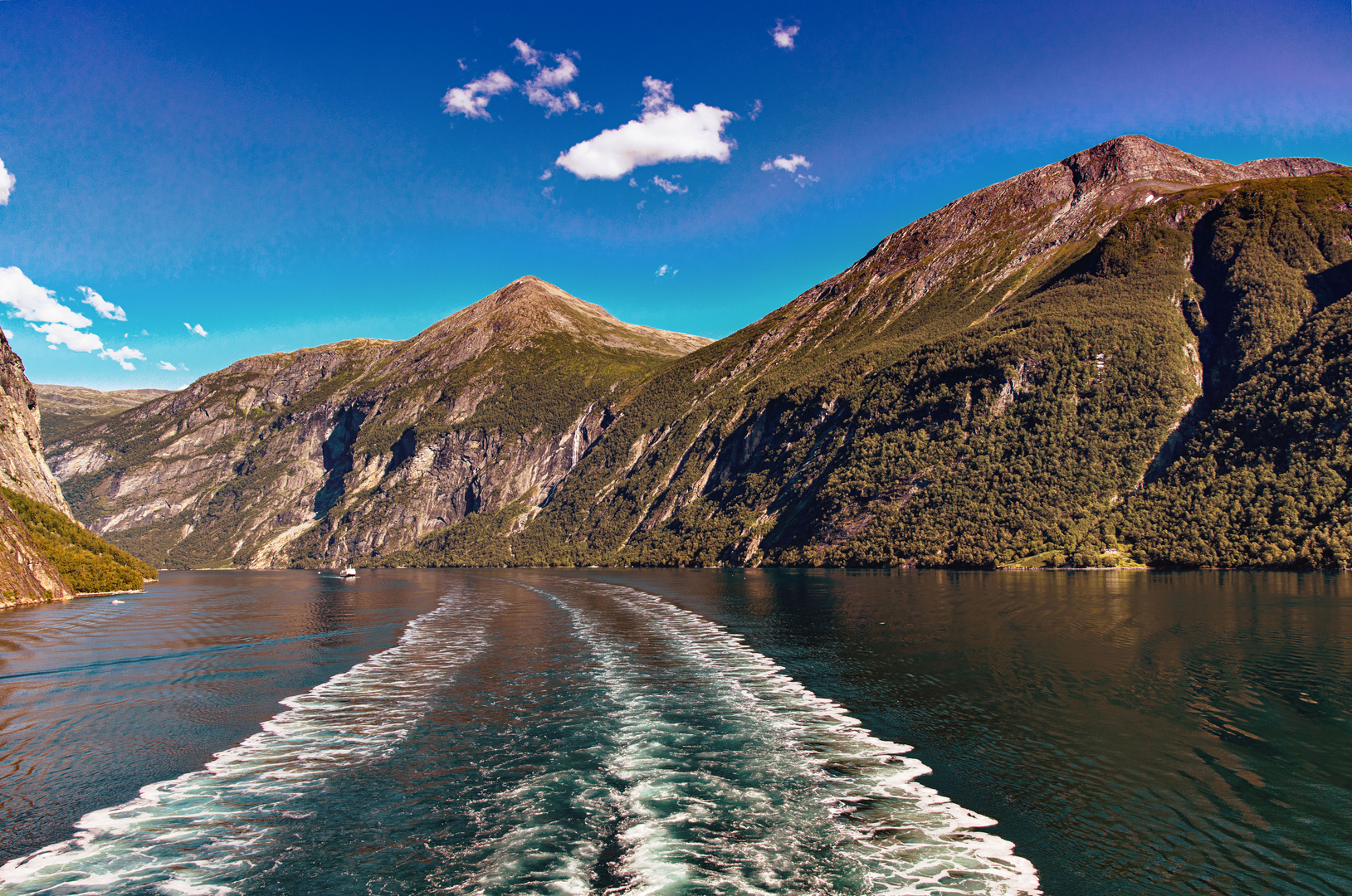 Ausfahrt aus dem Geirangerfjord