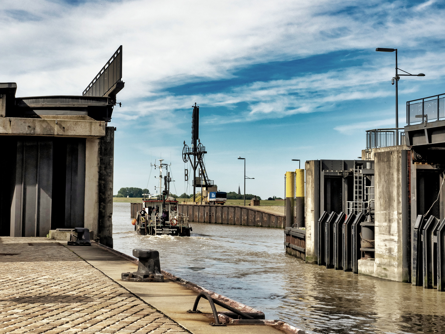 Ausfahrt aus der Schleuse