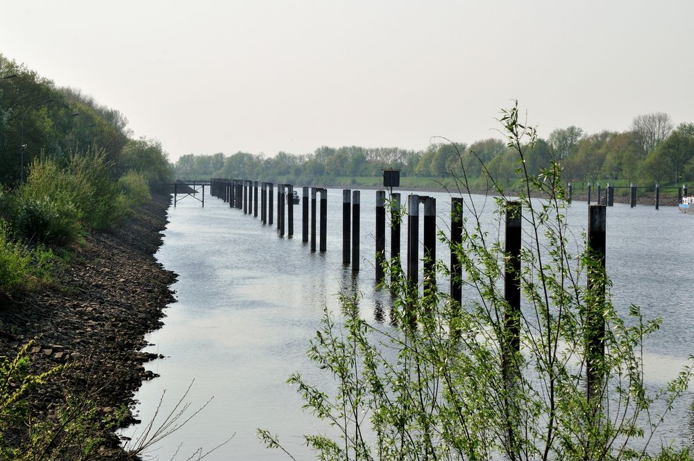 Ausfahrt der Schleuse Geesthacht