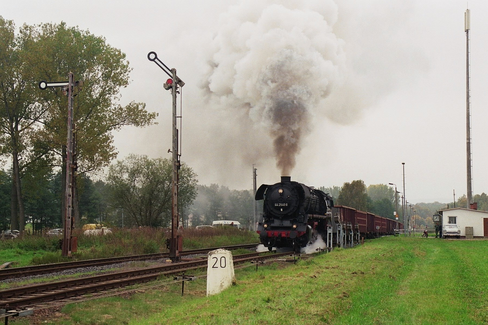 Ausfahrt Oberrohn mit der Starlok 44 2546-8